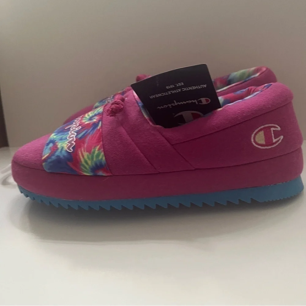 Champion Academy Youth Women’s Pink Tie Dye Slippers Slide On Shoes Sz 6 NWT